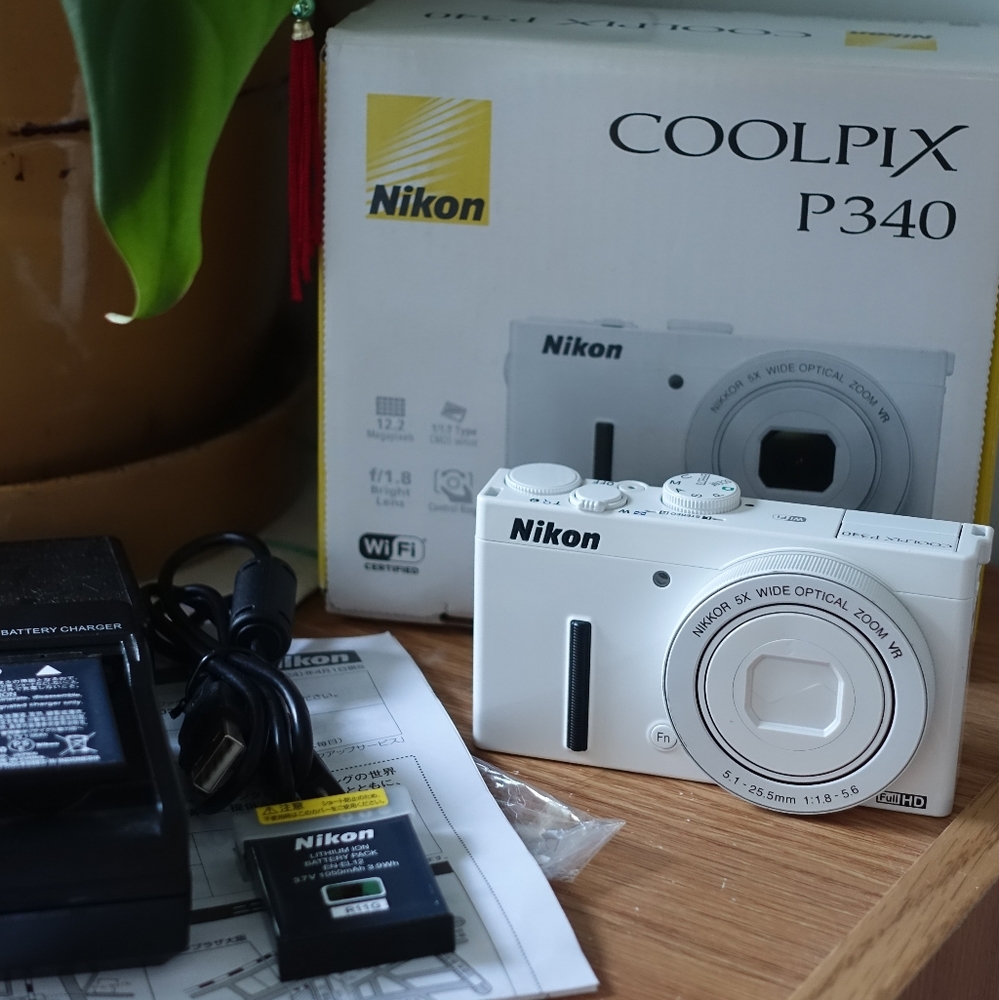 Nikon Coolpix P340 Advanced Point and Shoot Digital Camera